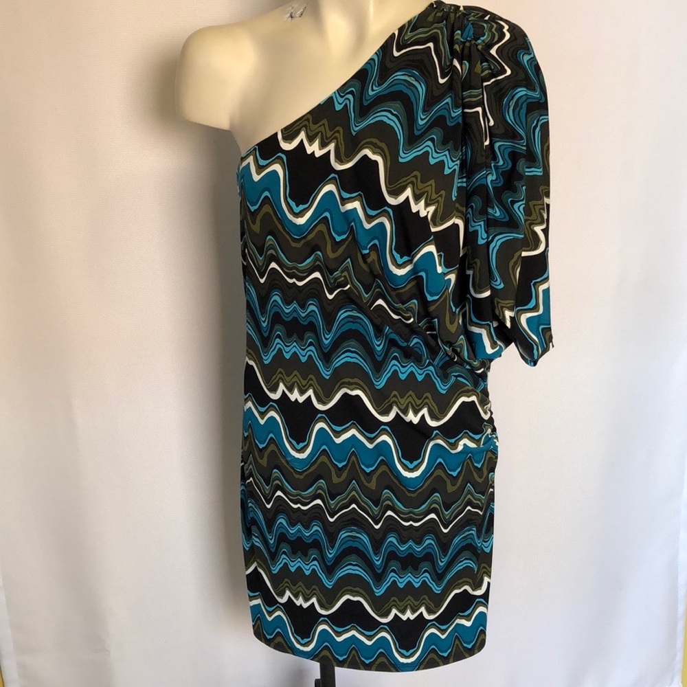 LAUNDRY BY DESIGN ONE-SHOULDER DRESS